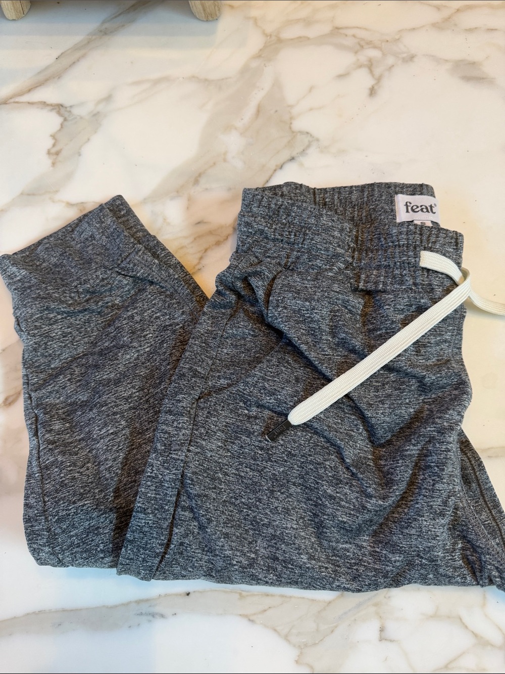 feat® Women’s Gray Heather Jogger Pants with Drawstring